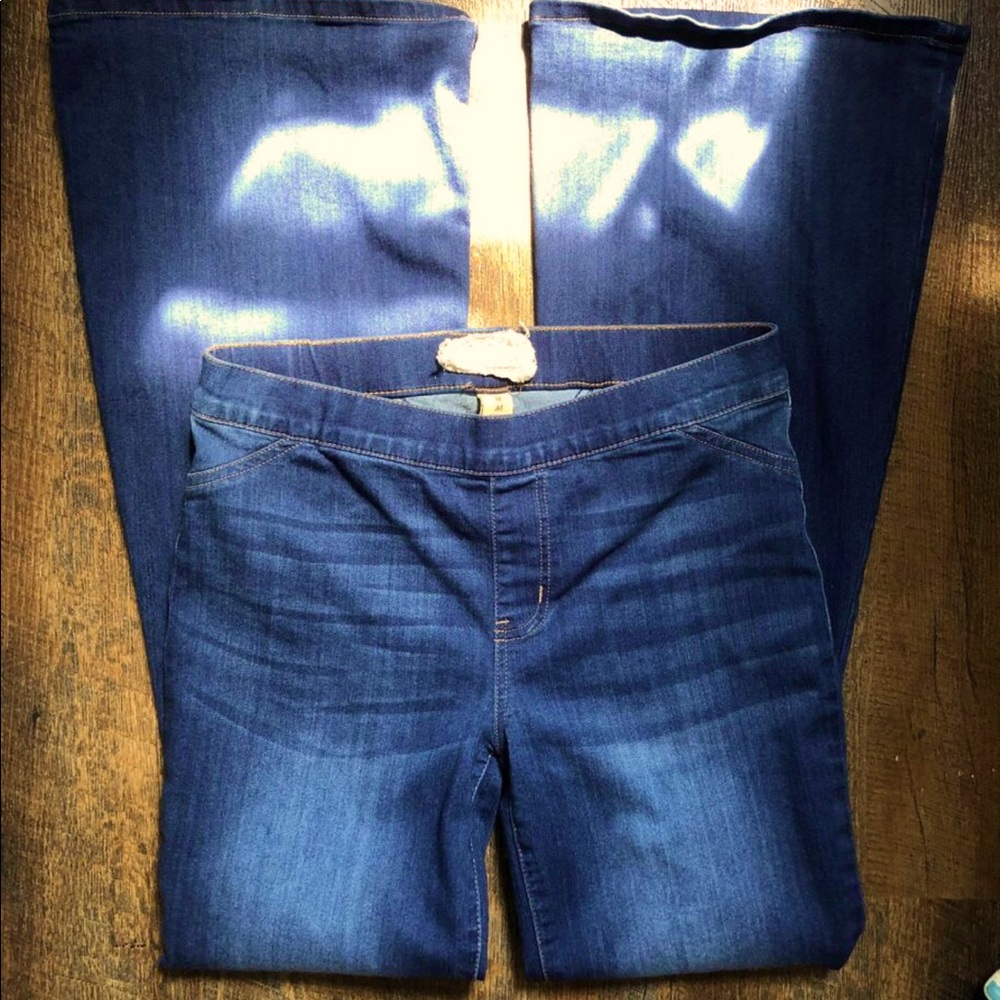 Altar’d State bell bottom flare stretchy jeans